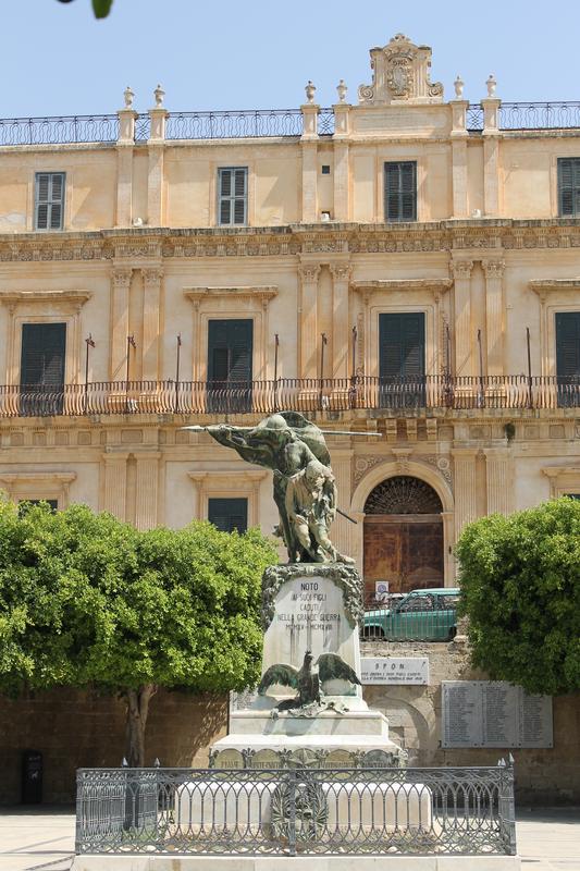 Un viaje por la Historia y los mitos: Malta y Sicilia. - Blogs de Europa Sur - Día Diez: Ibla-Noto-Siracusa (4)