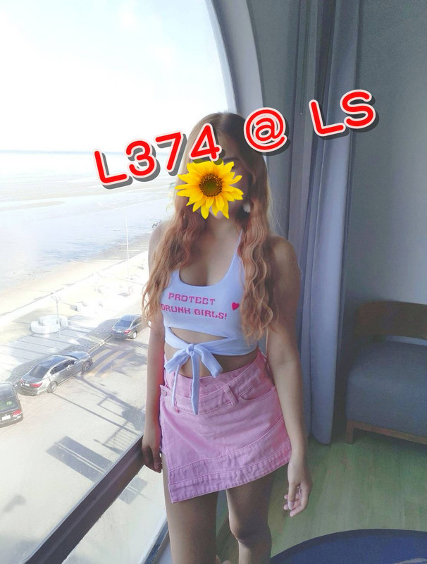 1828574