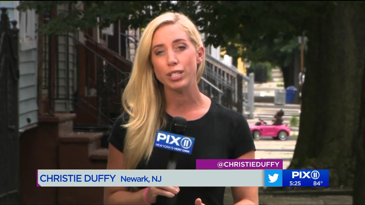 08.01 - 22.00.00 - PIX11 News at 5..ts_snapshot_00.31.22.733