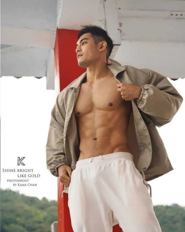 Photo by Chinese hunks 全球華男 on September 21, 2023. (1)