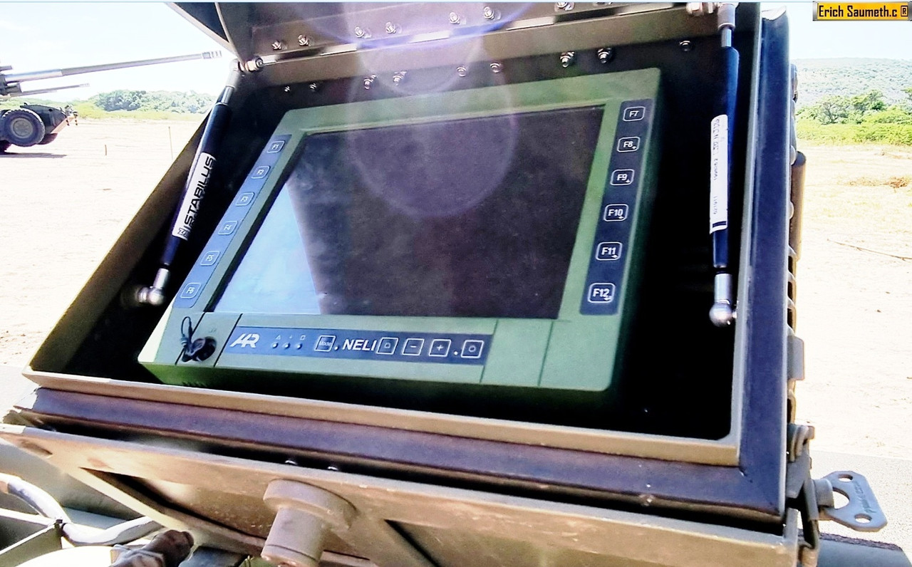 NELI y LG1. Fotos Infodefensa.com (1)