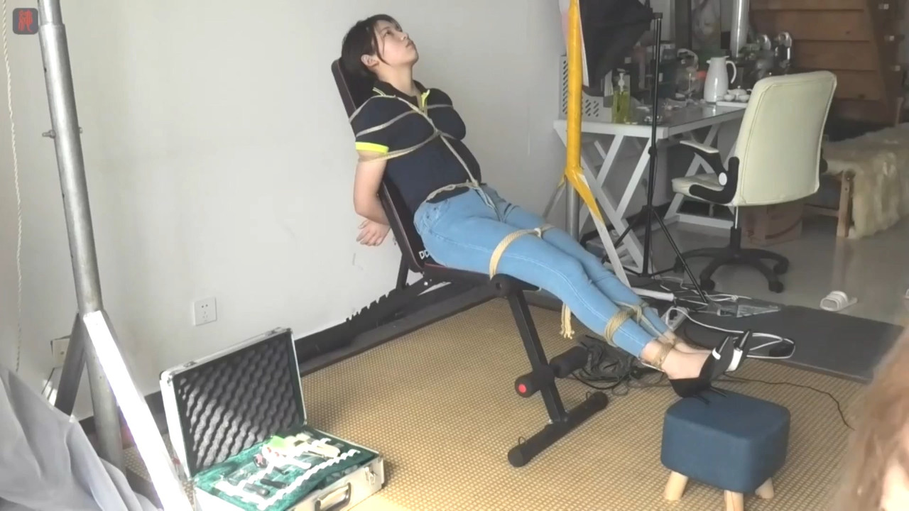 绳之韵 凳子缚虐学生奴瑾瑜 上.mp4_20210309_091627.754
