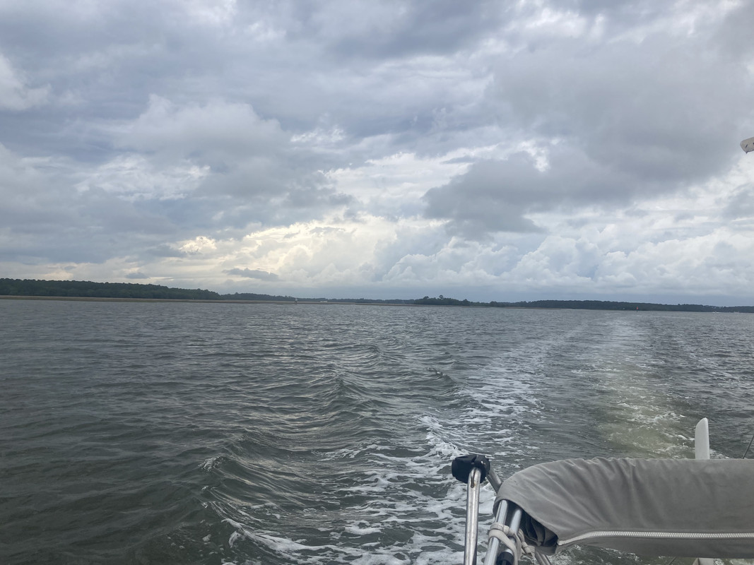 EF1B3F58-E1AF-42FE-84C4-BA9723CE765C