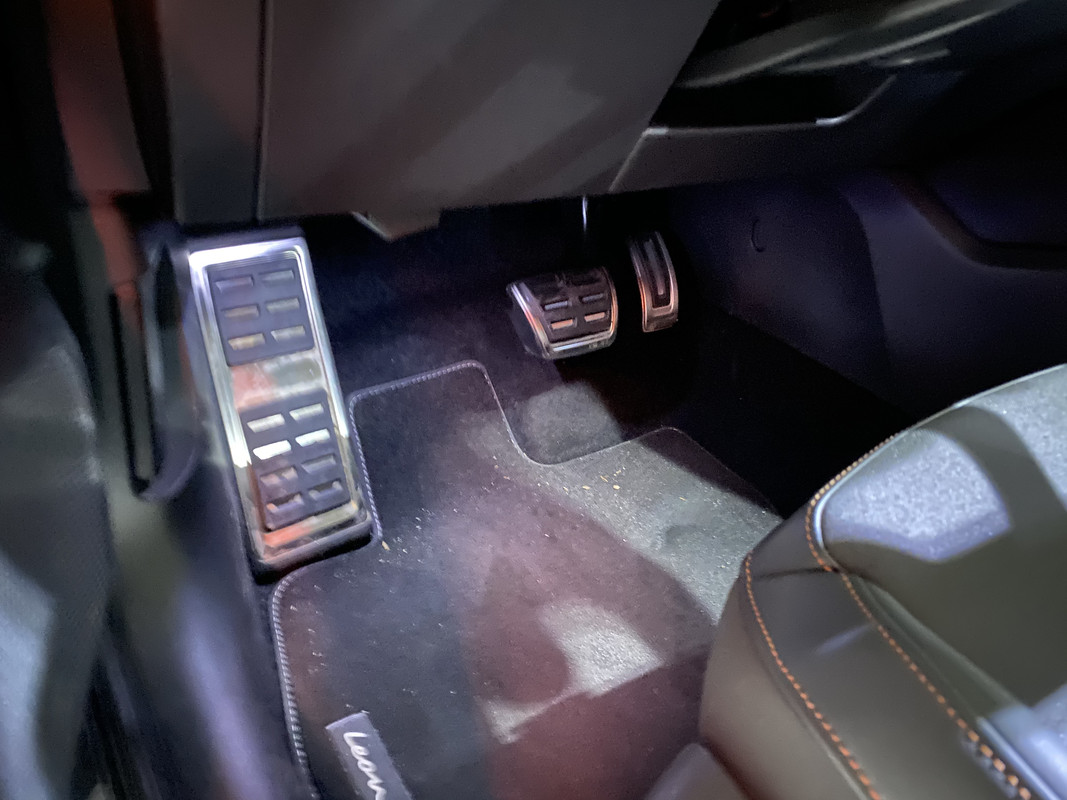 6A0690C4-60A3-4C2F-BE64-3D2EF8C419BC