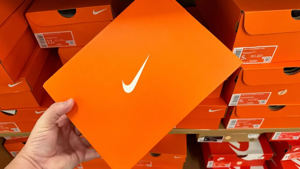 Nike Sale at ASOS: Up to 65% Off + Extra 20% Off Nike Sale at ASOS: Up to 65% Off + Extra 20% Off