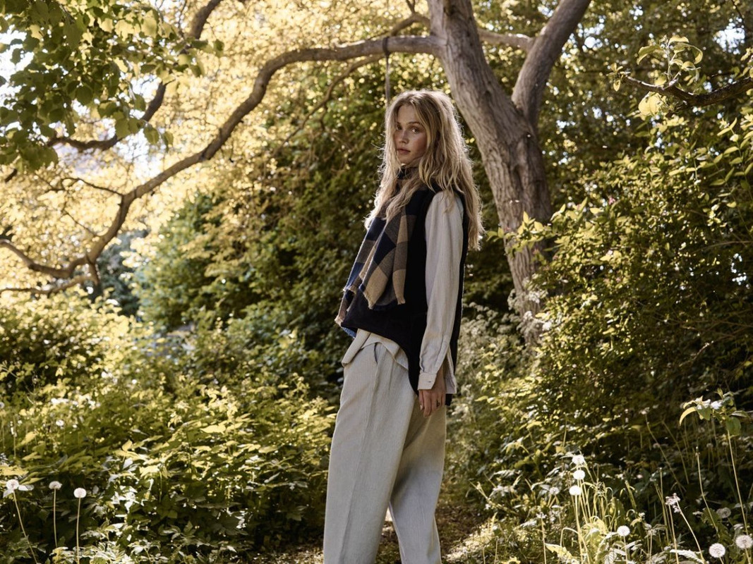 C4139DE7-356C-46EA-AB0E-99EEEF01A928