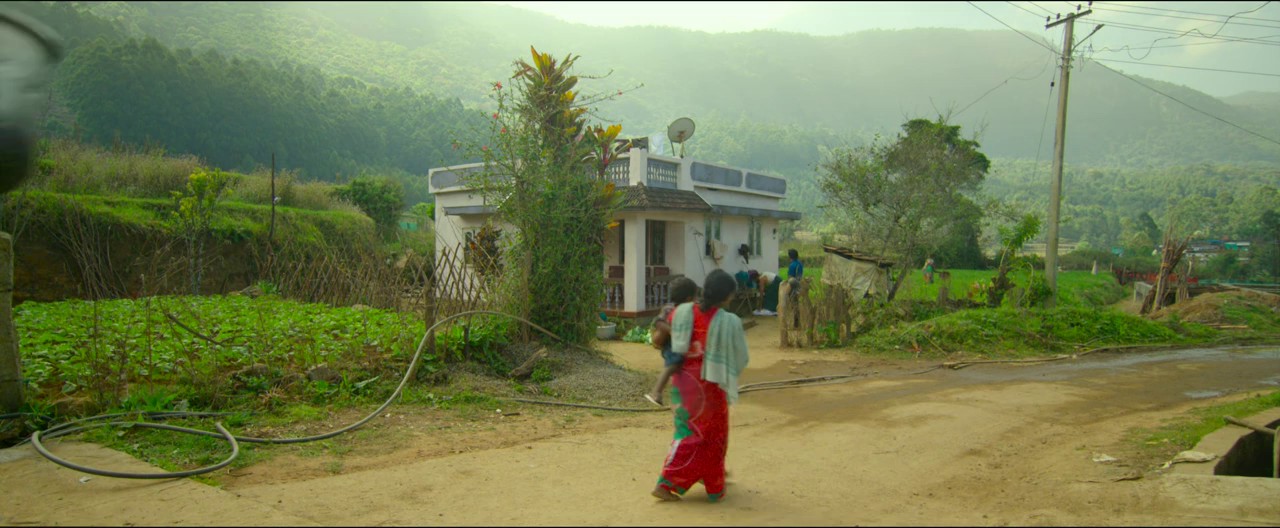 Ithuvare-2024-Malayalam-WEBRip-720p-AVC-EAC3-6ch-mkv-0002