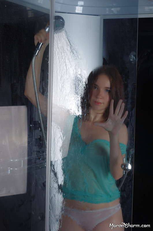 MarvelCharm_Evgenia-Shower-037