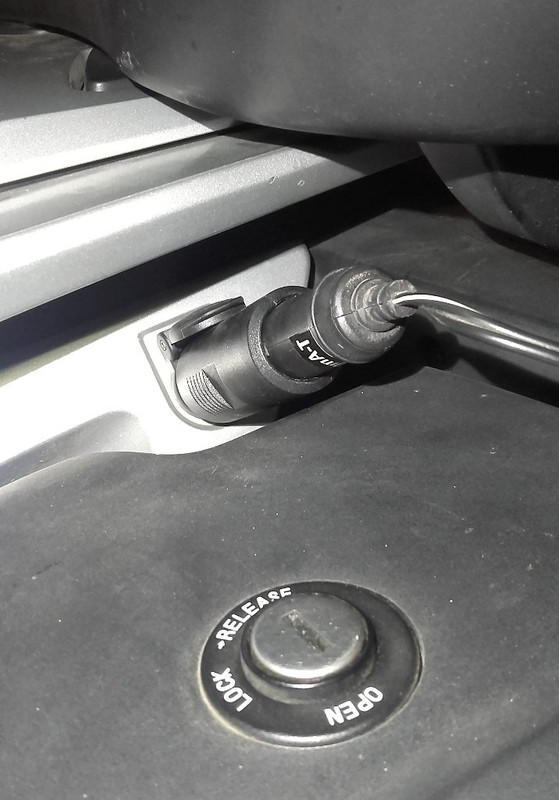 CARGADOR MANTENEDOR LIDI (3)