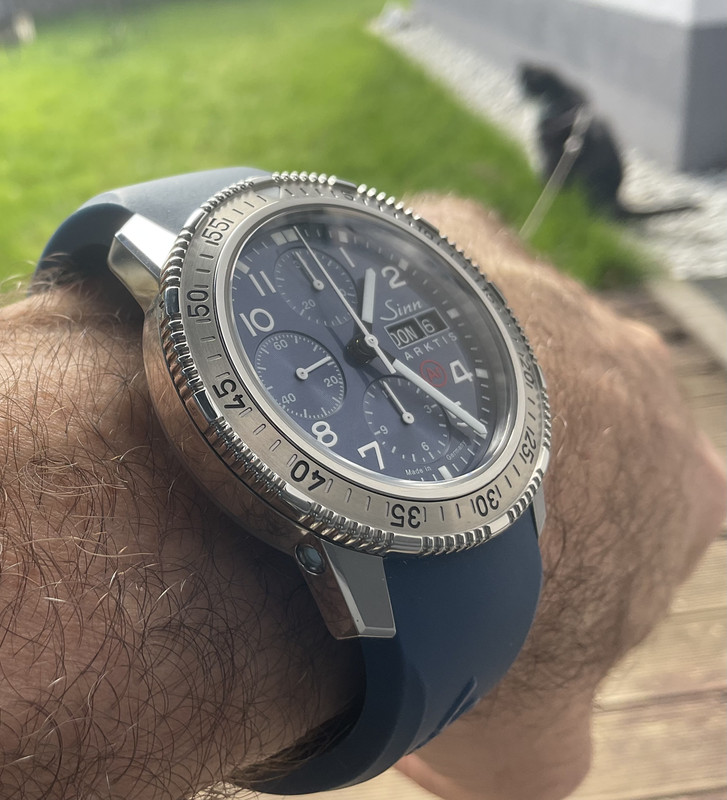 F8FA67E3-9A89-47AD-A5B8-F16614D91EDA