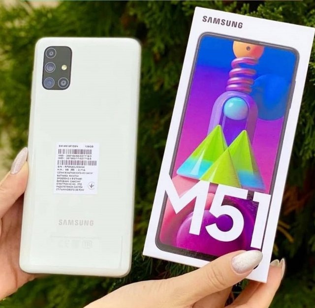 Samsung Galaxy M51 Desbloqueado 128GB Dual Sim Android 10.0 Tela 6.67” Branco