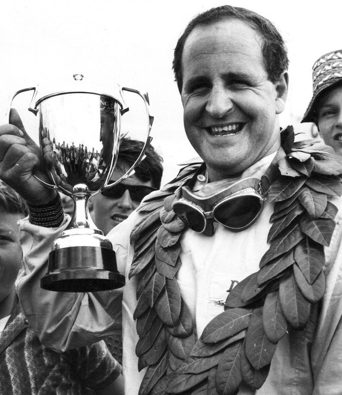 Denny Hulme (1967)