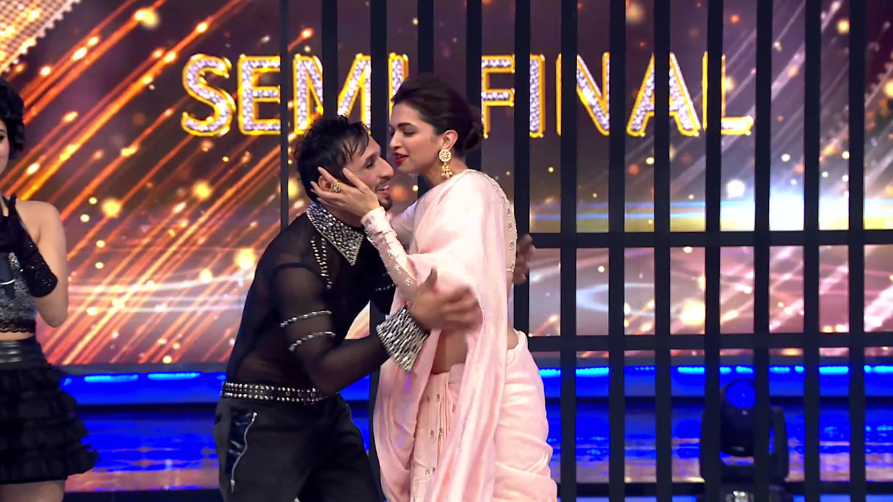 vlcsnap-2023-04-26-21h04m01s218