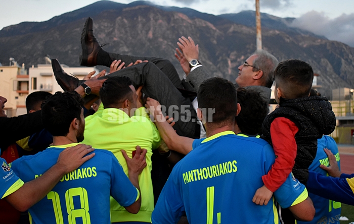 , &Tau;&epsilon;&lambda;&iota;&kappa;ό&sigmaf; &Kappa;&upsilon;&pi;έ&lambda;&lambda;&omicron;&upsilon; &Mu;&epsilon;&sigma;&sigma;&eta;&nu;ί&alpha;&sigmaf;: &Phi;&omega;&tau;&omicron;&rho;&epsilon;&pi;&omicron;&rho;&tau;ά&zeta; &alpha;&pi;&omicron; &tau;&eta;&nu; &Pi;&alpha;&rho;&alpha;&lambda;ί&alpha;