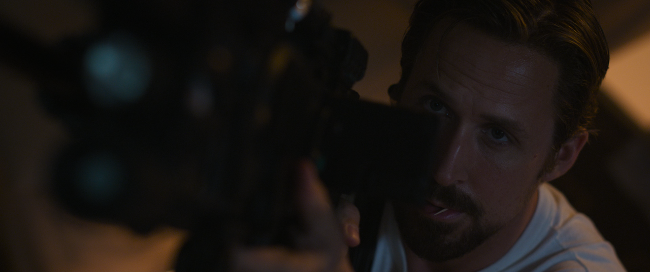 The.Grey.Man.(2022).WEB-DL.2160p.mkv_snapshot_00.07.30_[2022.07.28_19.26.27]