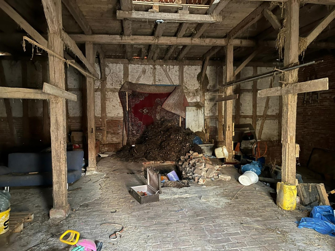 D93940D5-CE63-4E81-8B62-9ED145755C1A