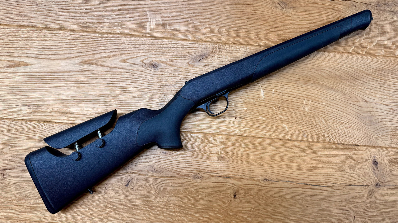 Blaser-R8-System-Gehause-mit-Schaft-2