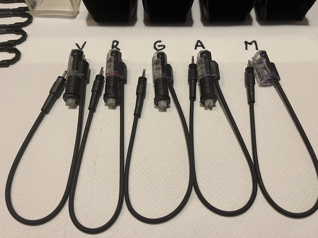 75108521-96B1-4B71-9591-F5208A2D03E4