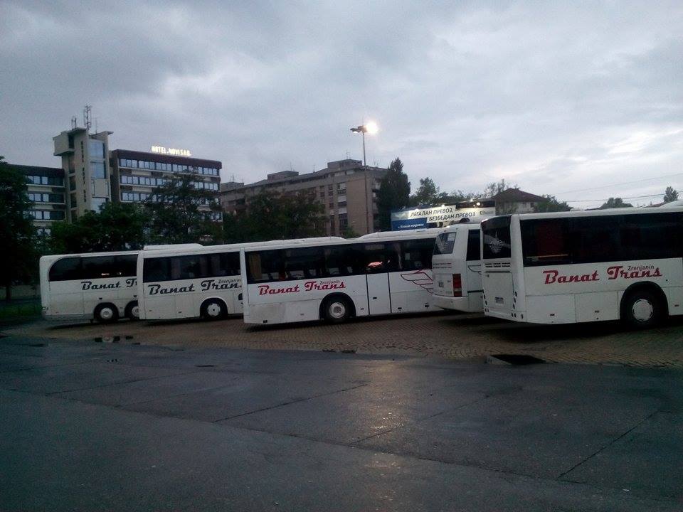18280300_1853076284946247_1054596001_n