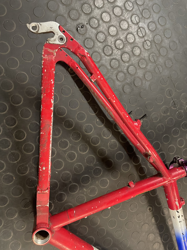 64890D42-C248-45CA-B2AA-CFE6B0C96C0F