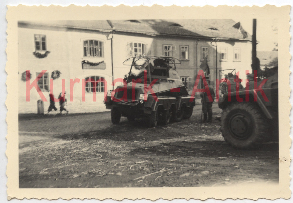 Foto Wehrmacht Panzer Spähwagen 8 Rad Funker Antenne