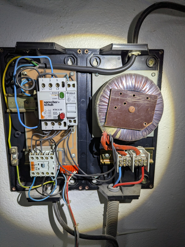 PXL 20260116 145949083 (1)