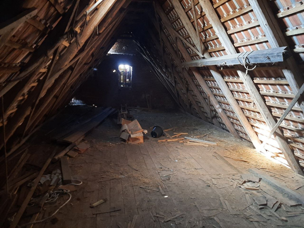 89DE87ED-3CE0-4CD3-895A-B895D190359B