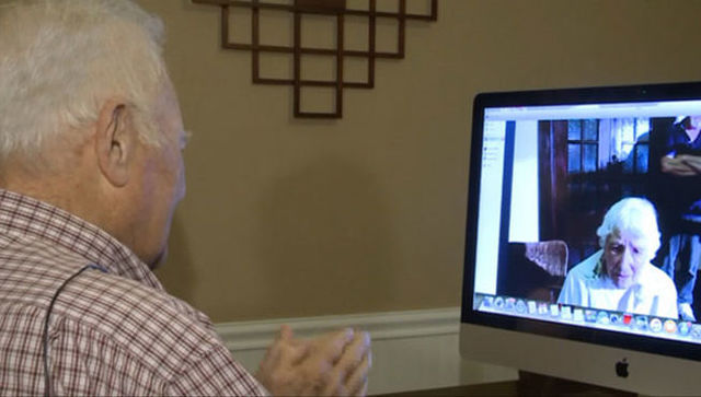 Veterano de la guerra, se reúne con su amor, 72 años después Veterano de la guerra, se reúne con su amor, 72 años después