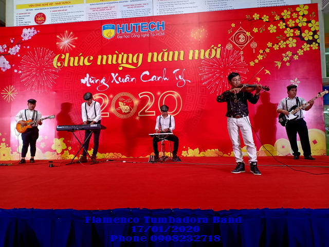 Ban-Nh-c-Tumbadora-Hutech-Year-End-Party-002