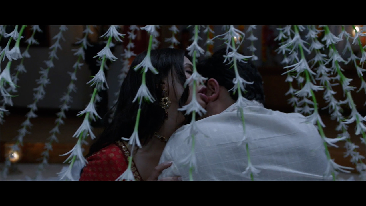 Barkhaa.00_00_12_03.Still002