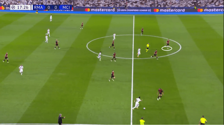 stones-back-4-without-the-ball-768x429