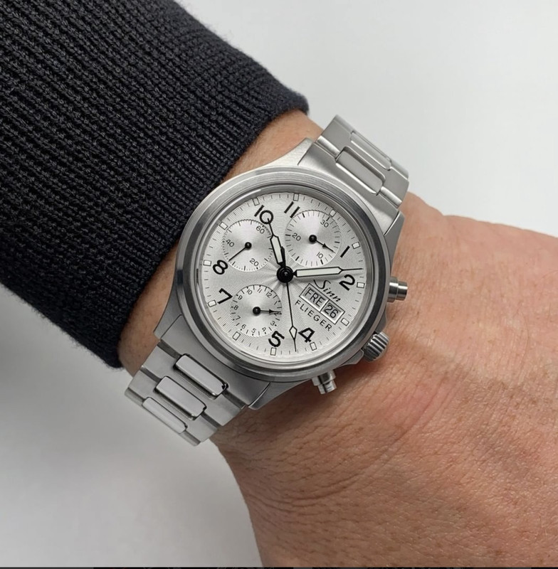 070E4F2D-2CCE-4F41-8A4D-94FAAE32E725