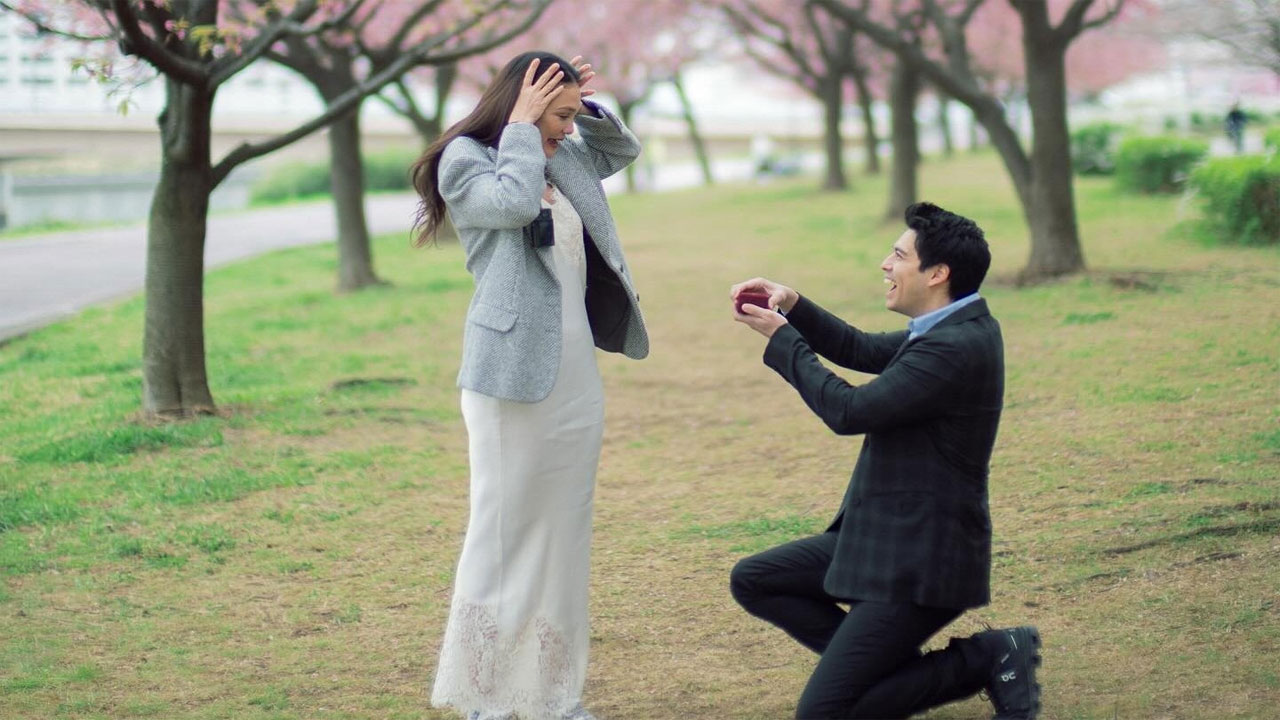 Luna Maya & Maxime Bouttier Akan Menikah, Netizen Buat Hashtag Kocak!