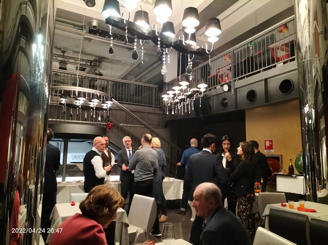 7e2089f3-0cbc-4914-b916-1abd88dddce9