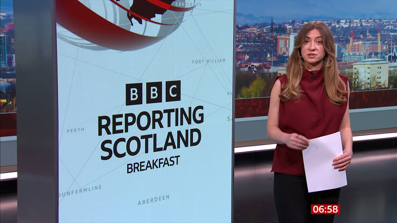 04.09 - 06.50.00 - Breakfast. The BBC's Breakfast programme features ....ts_snapshot_08.42.376
