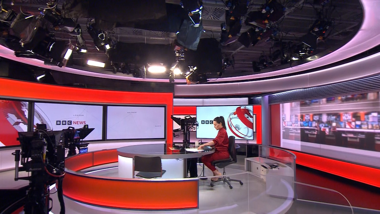 BBC News Valentine_20230428_05000600.ts_snapshot_00.01.46.761