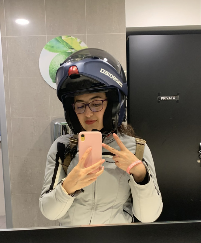 09A3C363-0269-453F-983F-914AA0559087