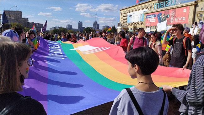 Марш «КharkivPride»: участников избили и забросали яйцами (фото, видео)