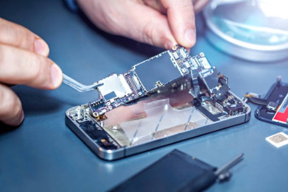 Phone-Repair-Service-9.jpg