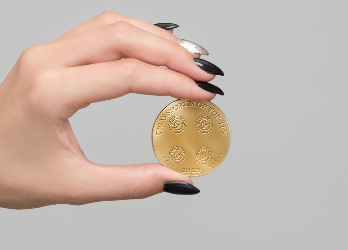 PhotoFunia-1608225401