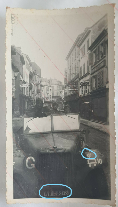 Orig. Foto, Wehrmacht Soldaten im KFZ, Kennzeichen,Kennung,Straßenzug,Geschäfte
