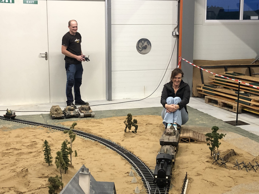 2B058468-17B7-46FD-9321-30269FEA6C75