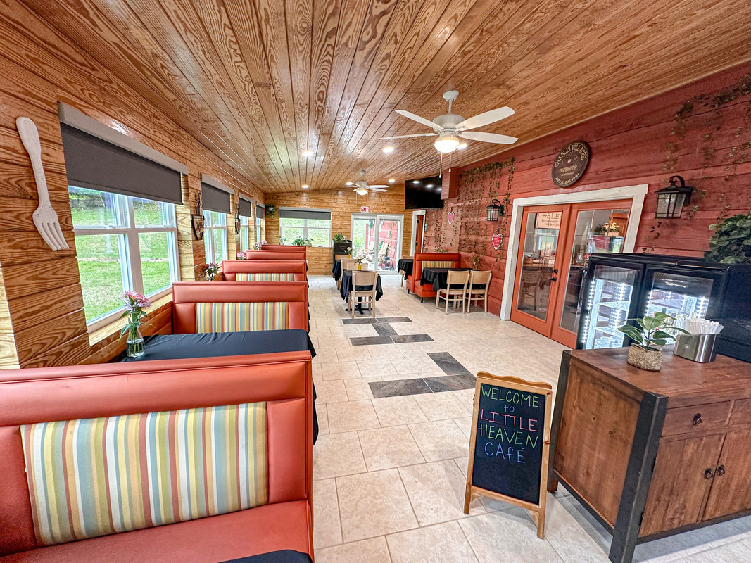 Little Heaven Bed & Breakfast, Hamptonville, North Carolina