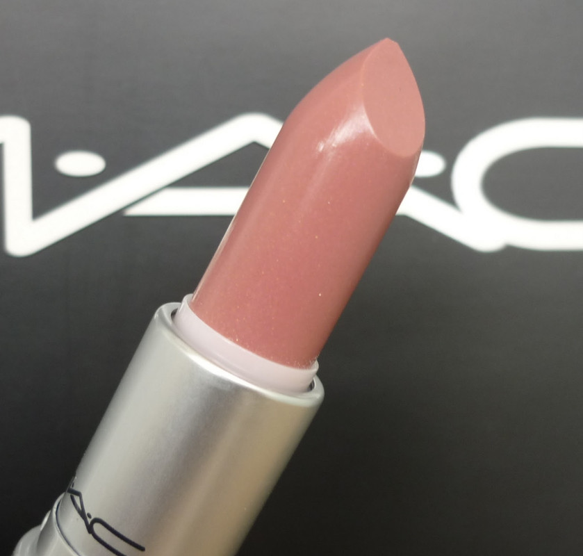 83DC27E1-2256-4882-9140-D3F68F770366