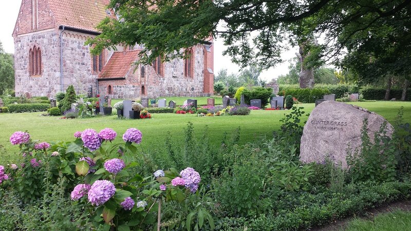 Grave-Guenter-Grass-in-Behlendorf