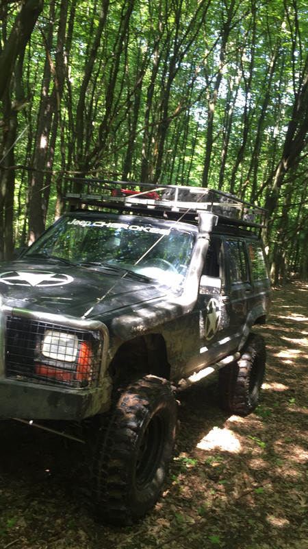 7883EC09-0AEF-4CAF-9873-E7E485F554AD