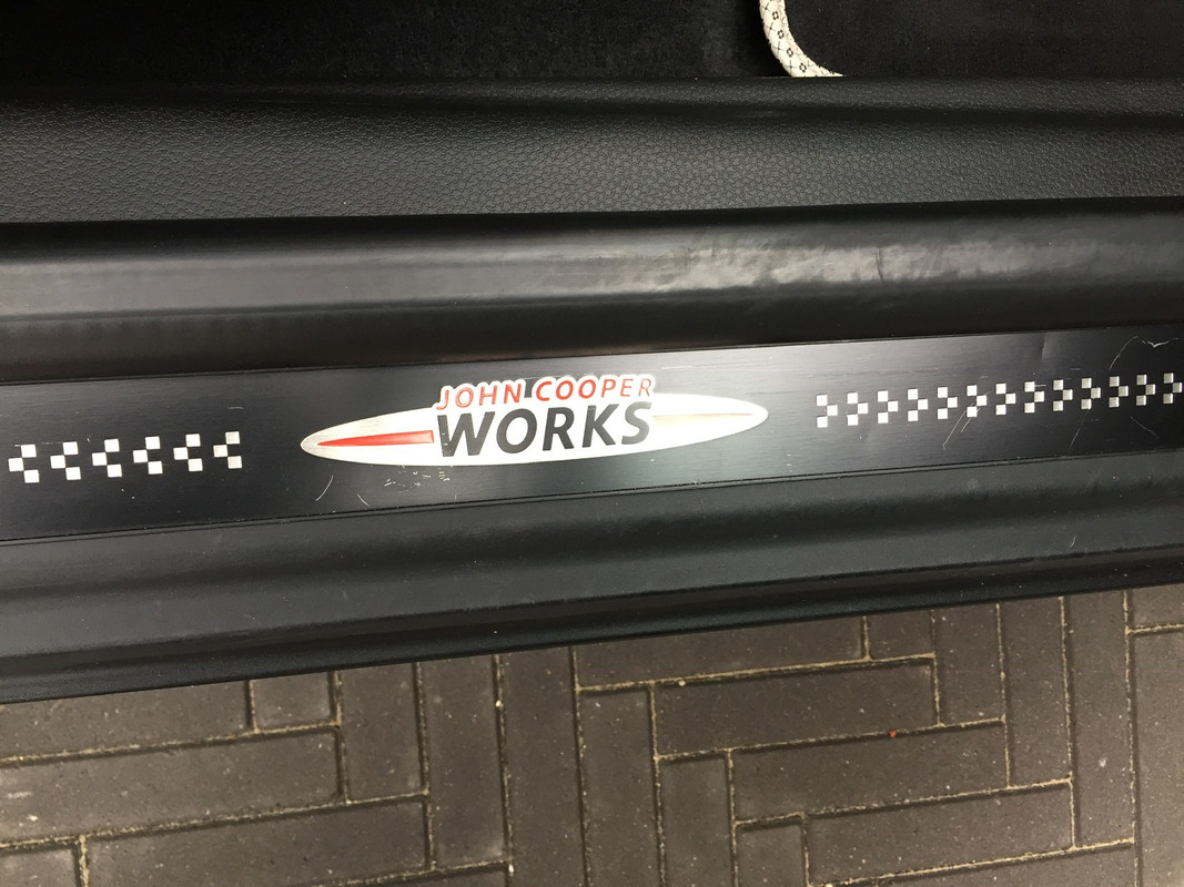 18091DAF-E28E-44C8-8292-499A04486996