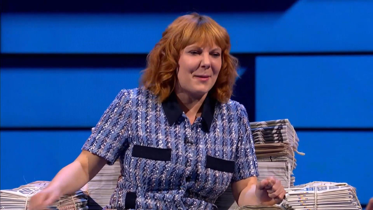 Sophie Willan 111021.mp4_snapshot_05.25_[2021.10.12_00.40.58]