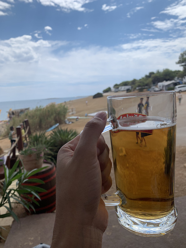 ABDDD3A8-8998-4E9D-82E3-3CF3A019A6FD