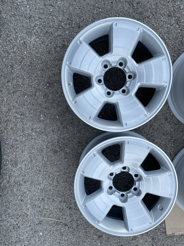 C7AD3EA1-740D-48F9-982A-97B3C72619BE